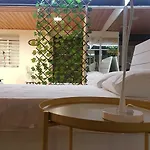 Square Nicosie