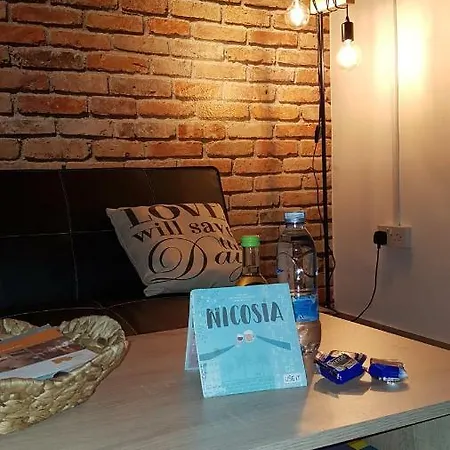 Square Апартаменти *