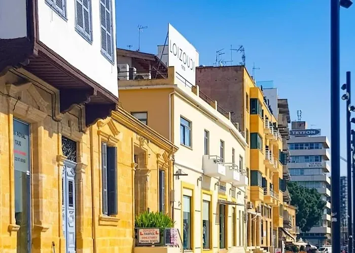 Square Apartment Nicosia