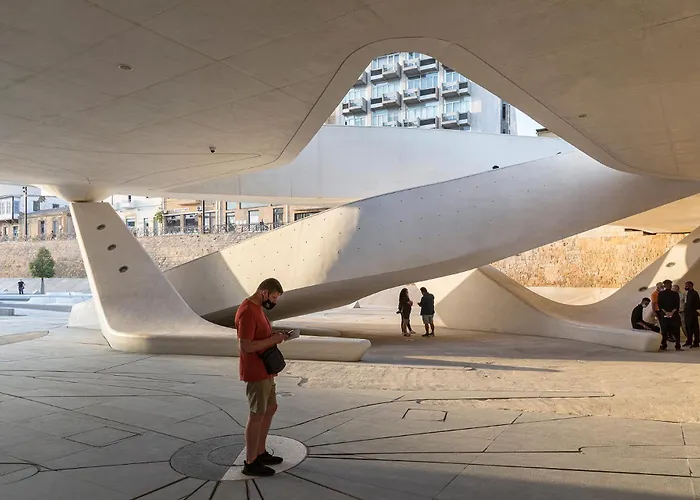 Square * ニコシア